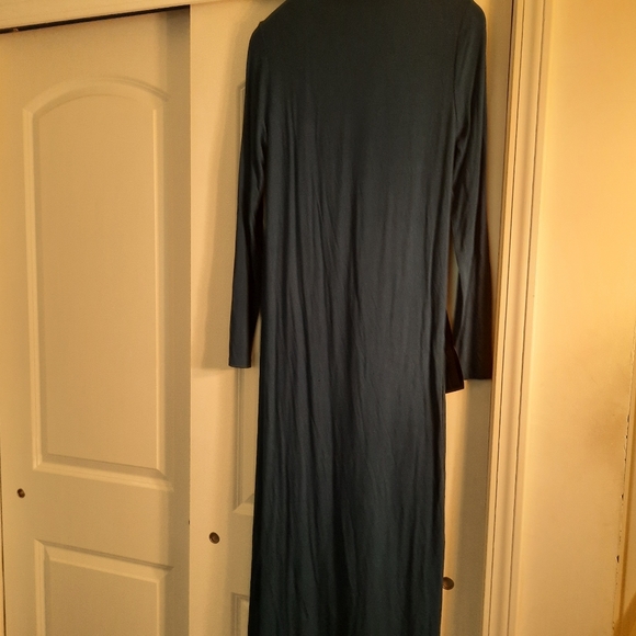 BCBG Midi 👗 - Picture 4 of 7